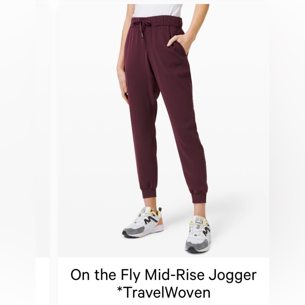 Lululemon Midrise Joggers